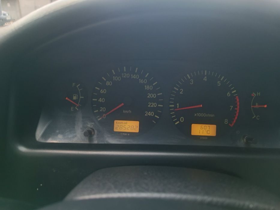 Toyota Avensis ГАЗ БЕНЗИН