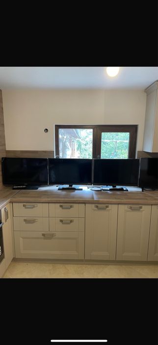 Crown телевизори