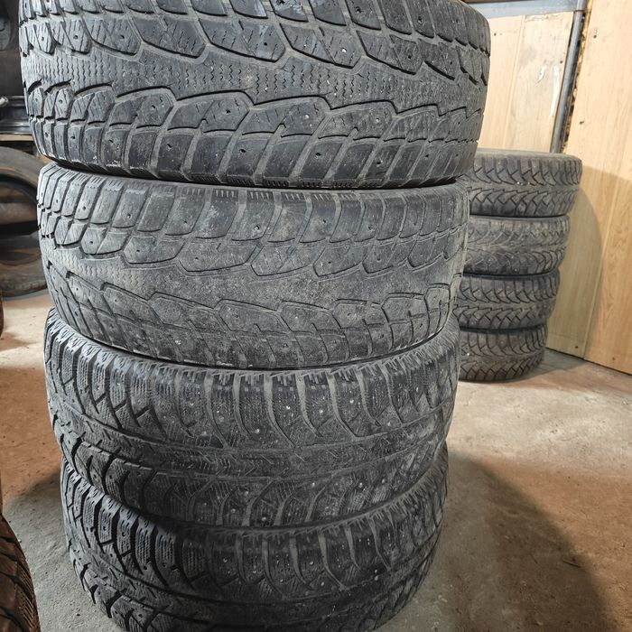 R17 225/60-215/55 Комплект зимней резины