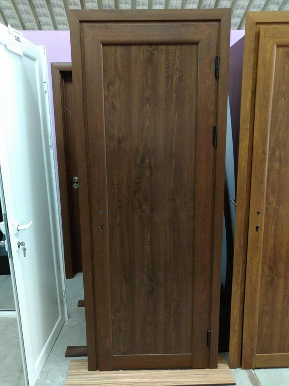 Алуминиеви врати за баня влаго устойчиви