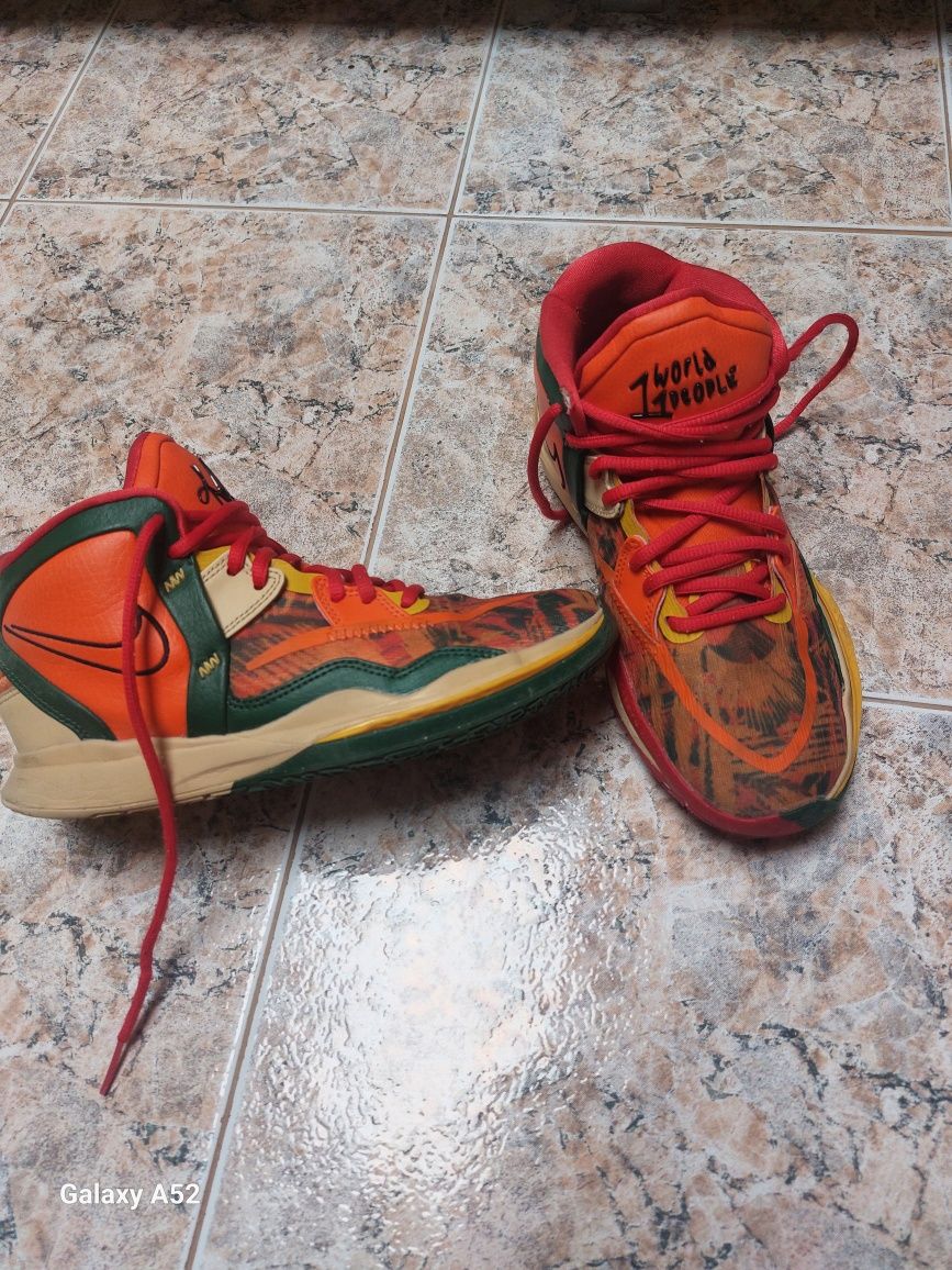 Nike Kyrie Infinity