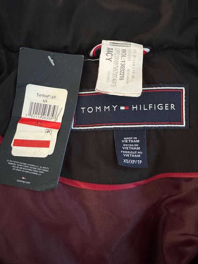 Geaca neagra de iarna Tommy Hilfiger femei XS