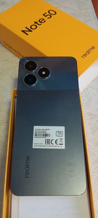 Продам телефон Realme