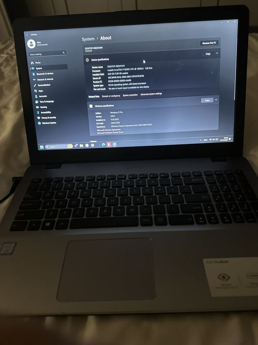 Laptop asus  de vanazate