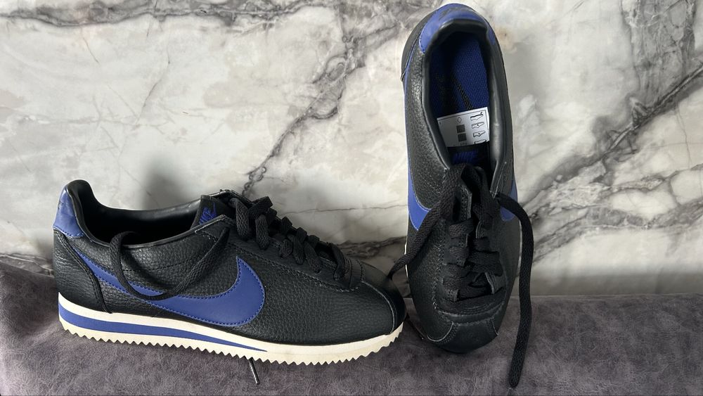 Нови оригинални маратонки Nike