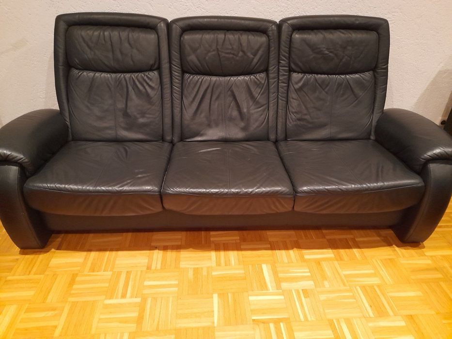 Продавам кожени дивани