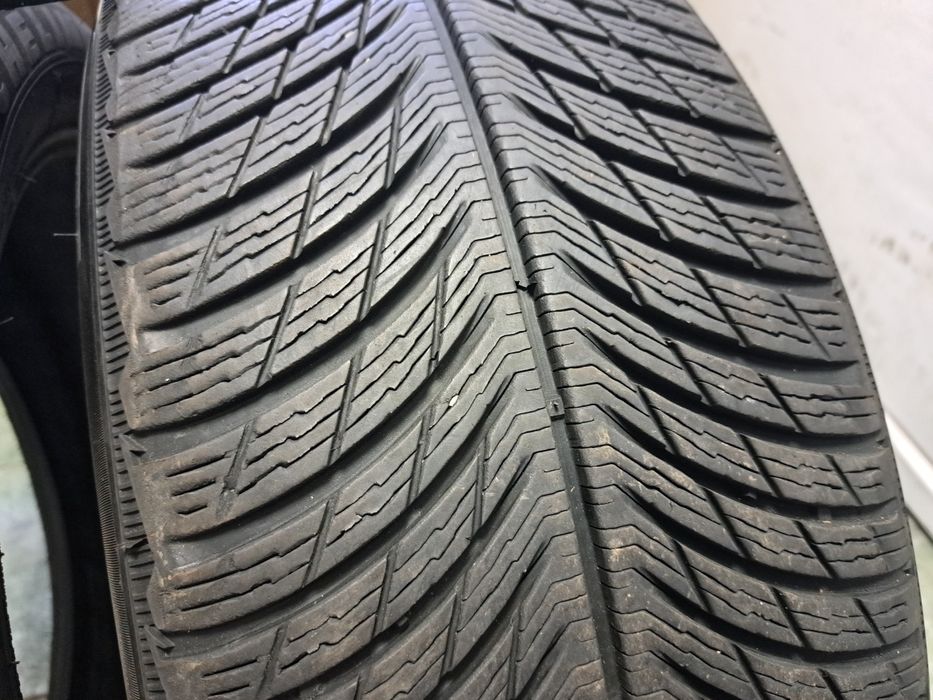 2 anvelope 255/45 R20 Michelin