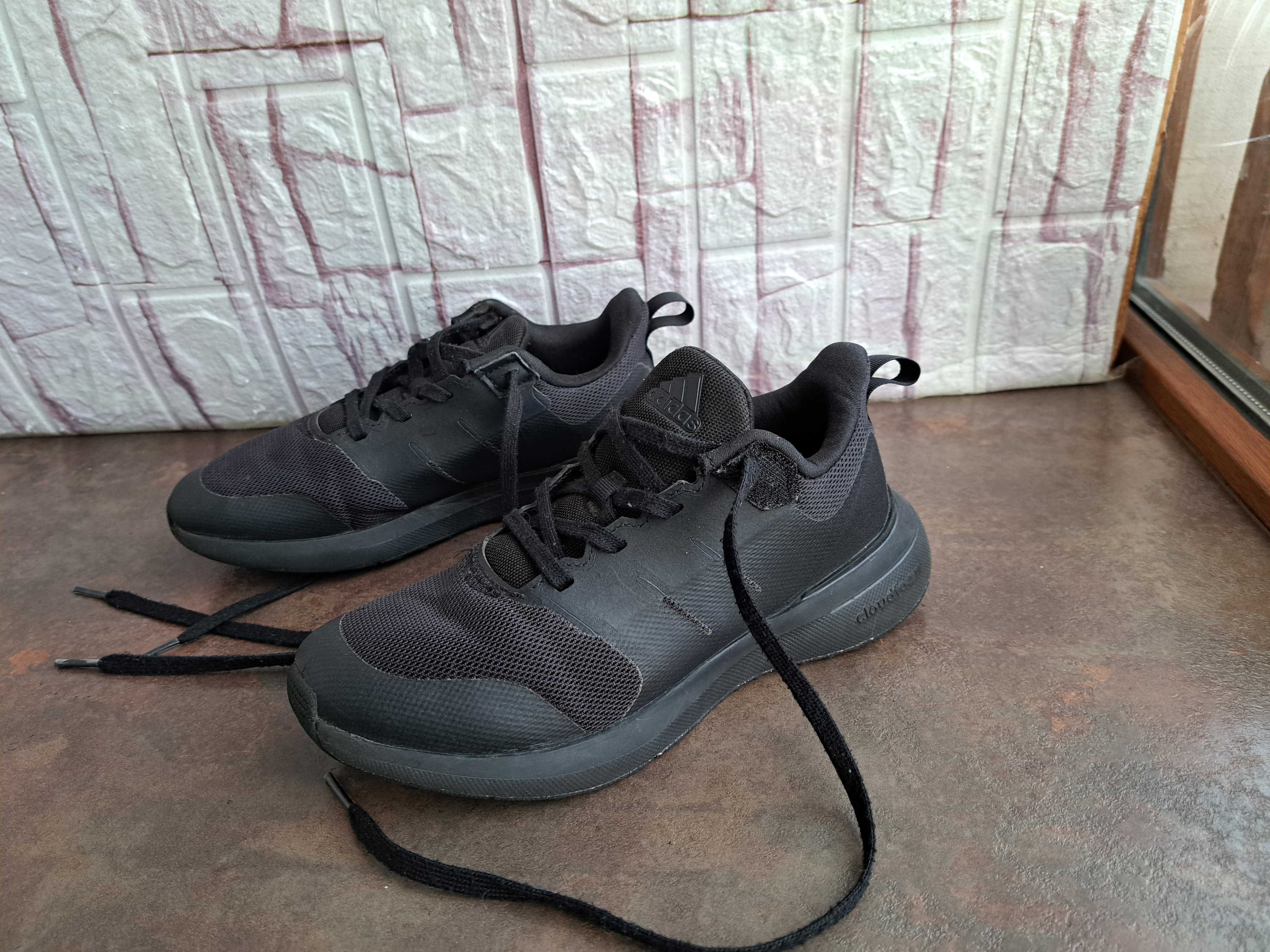 детски маратонки,кецове,спортни обувки,Adidas,номер33,5,адидас