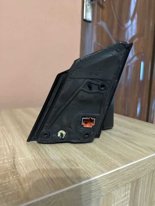 Oglindă dreapta Ford 3