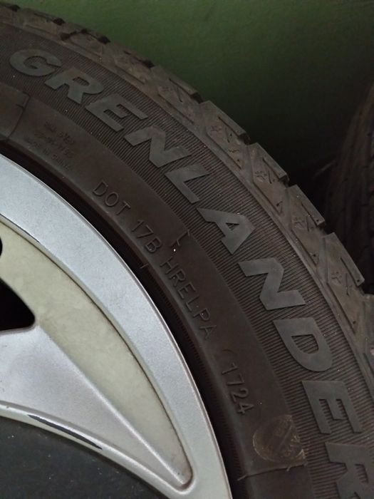 Vând jante cu cauciucuri iarna 205/55/r16