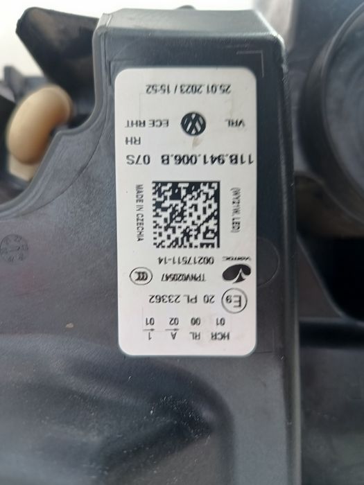 Far dreapta full led Volkswagen ID4