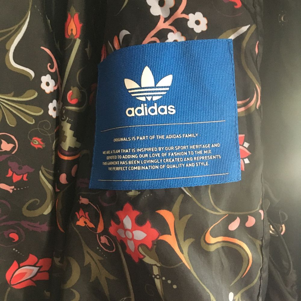 Adidas дамско зимно яке