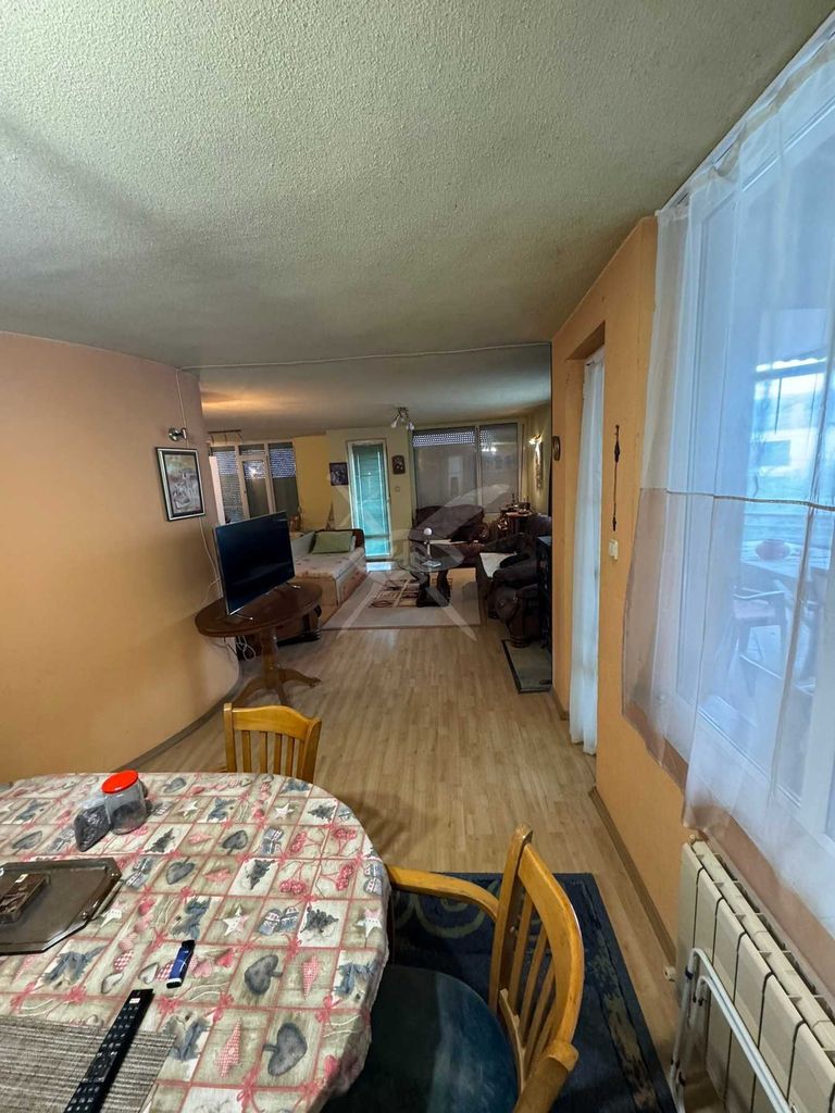 Продава се Къща в Бургас, Крайморие - 370 кв.м за 1082 €/кв.м - Снимка #2