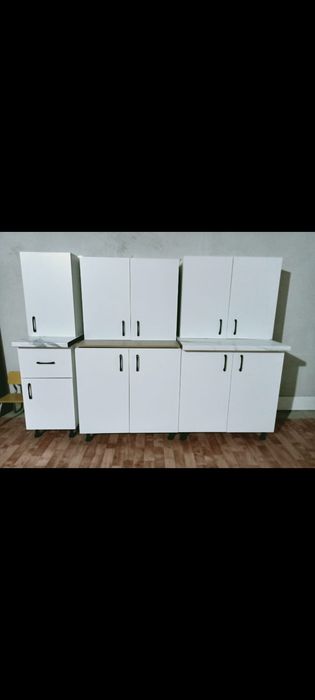 Кухонный гарнитур новый