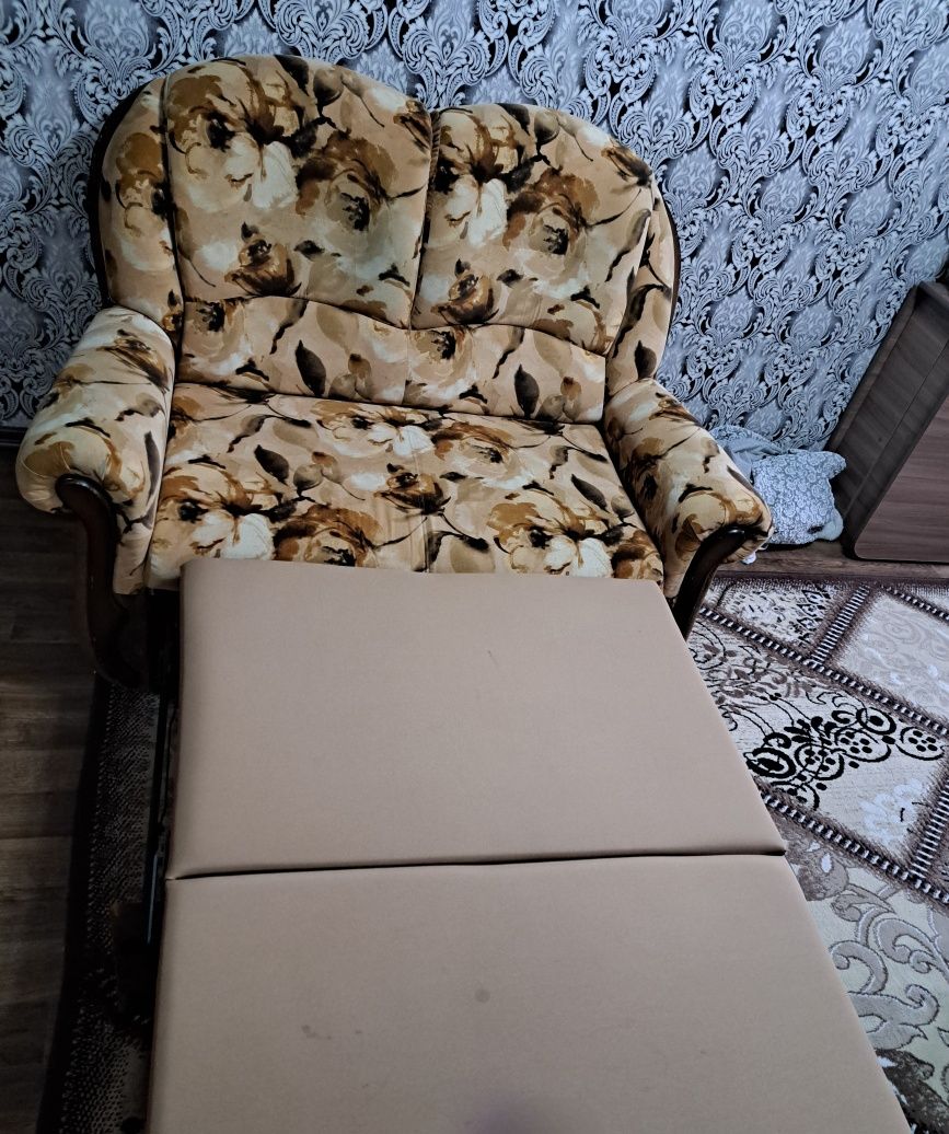 Диванчик раскладной