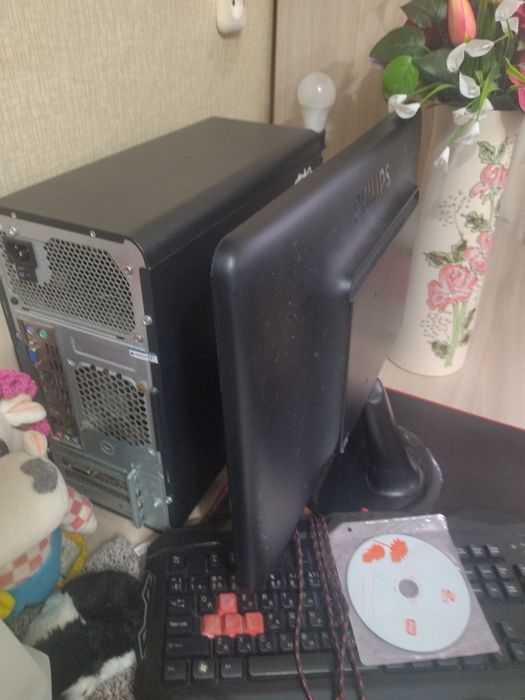 Компьтер 
Intel i5-3340
16 gb RAM ddr3
SSD