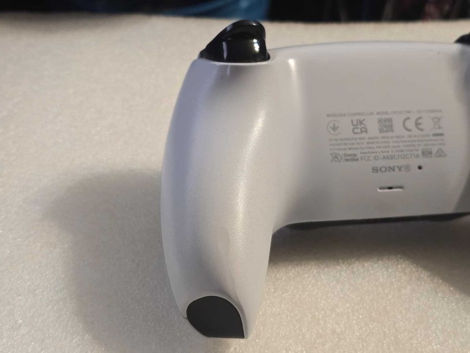 Controller Wireless PlayStation 5 DualSense, White - poze reale