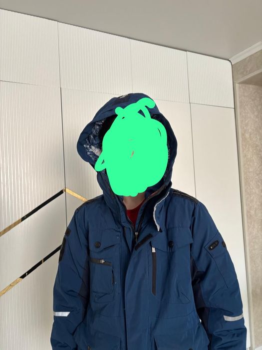 Спортивная куртка