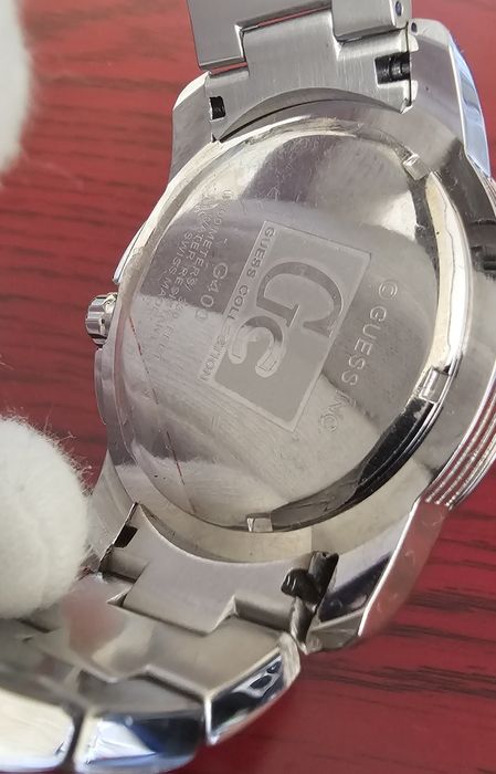 Часовник GUESS Chronograph