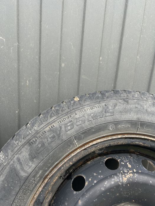 Roti logan 185/65/15
