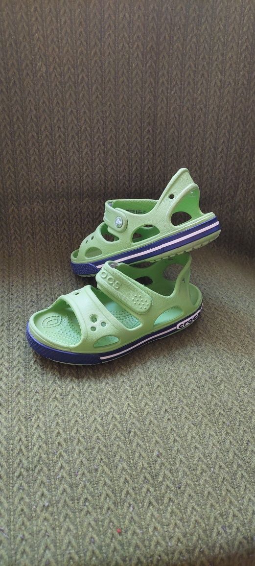 Crocs. Модель сандалии. Разм. 12. Длина по "стельке" 18,5 см.