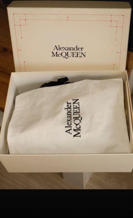 Alexander Mcqueen