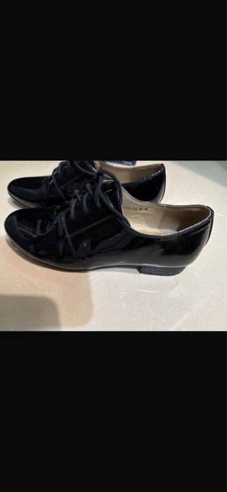 Продам женские лакированные!