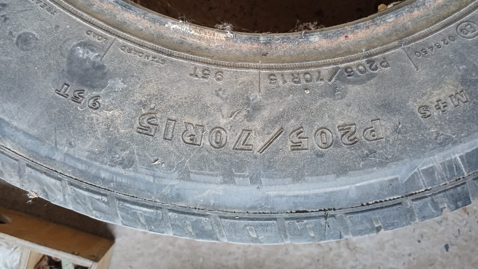 Шины на Спринтер 205/70 r15