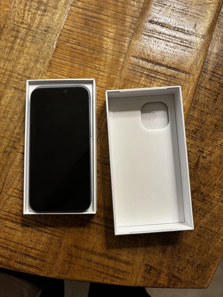 IPHONE 14 blue на 12 месеца с гаранция от Apple