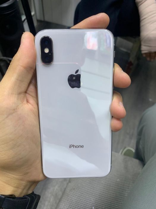 Iphone X white .