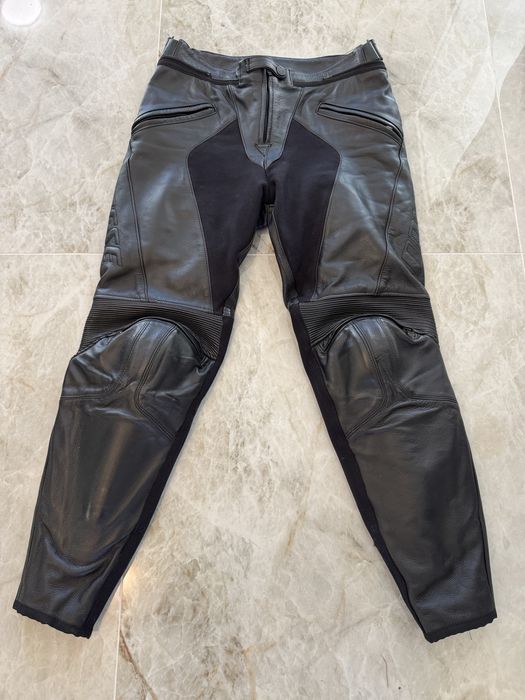 Pantaloni moto piele Dainese , marimea 44