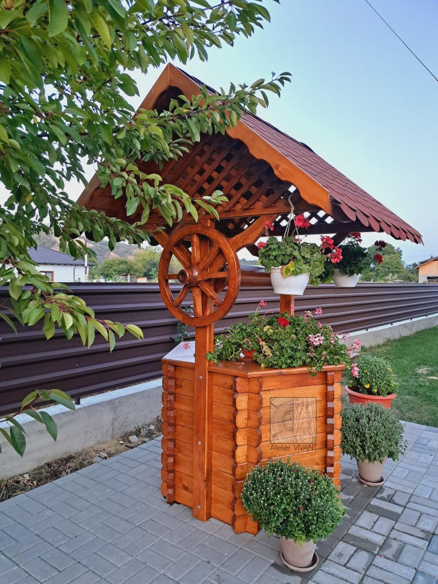 Fântână decorativă rustică