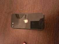IPhone se 2020 запазен