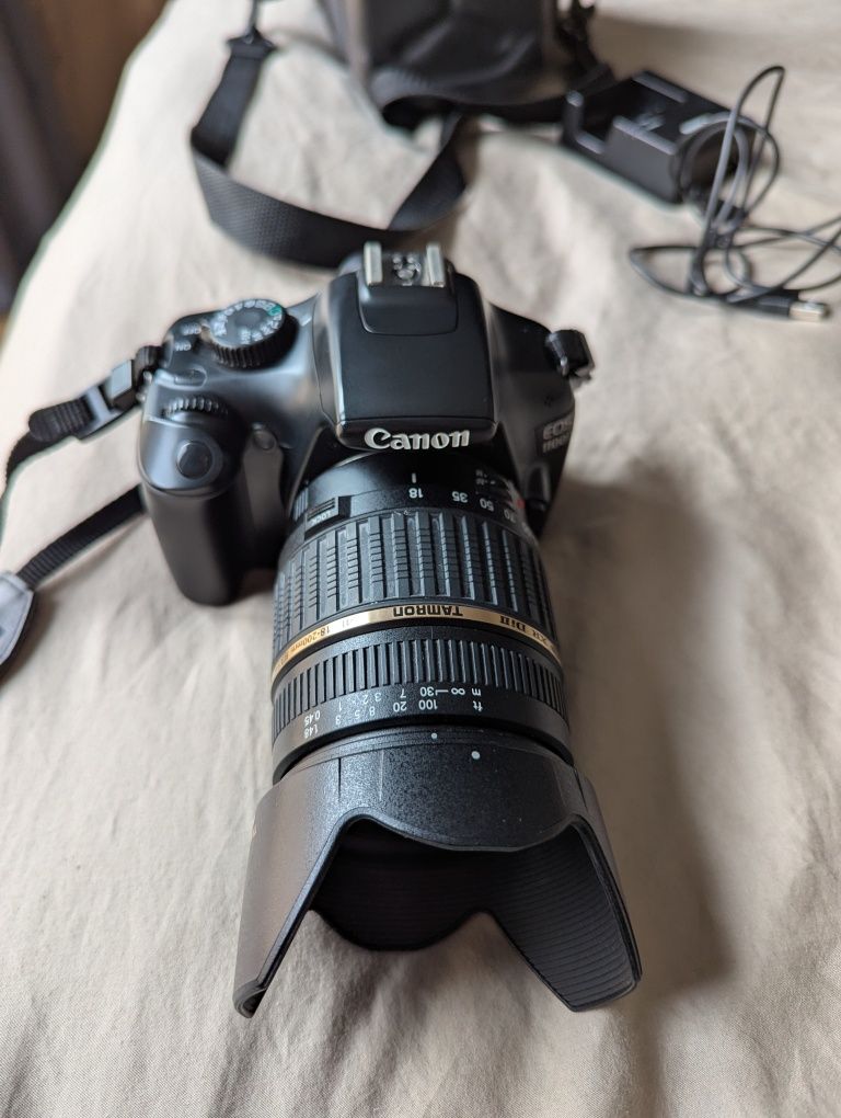Canon EOS 1100D + Tamron 18-200mm