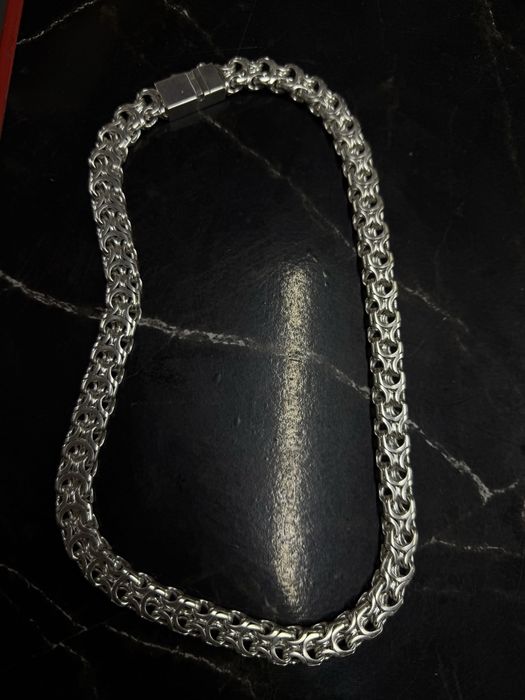 Продам серебрянную цепь
