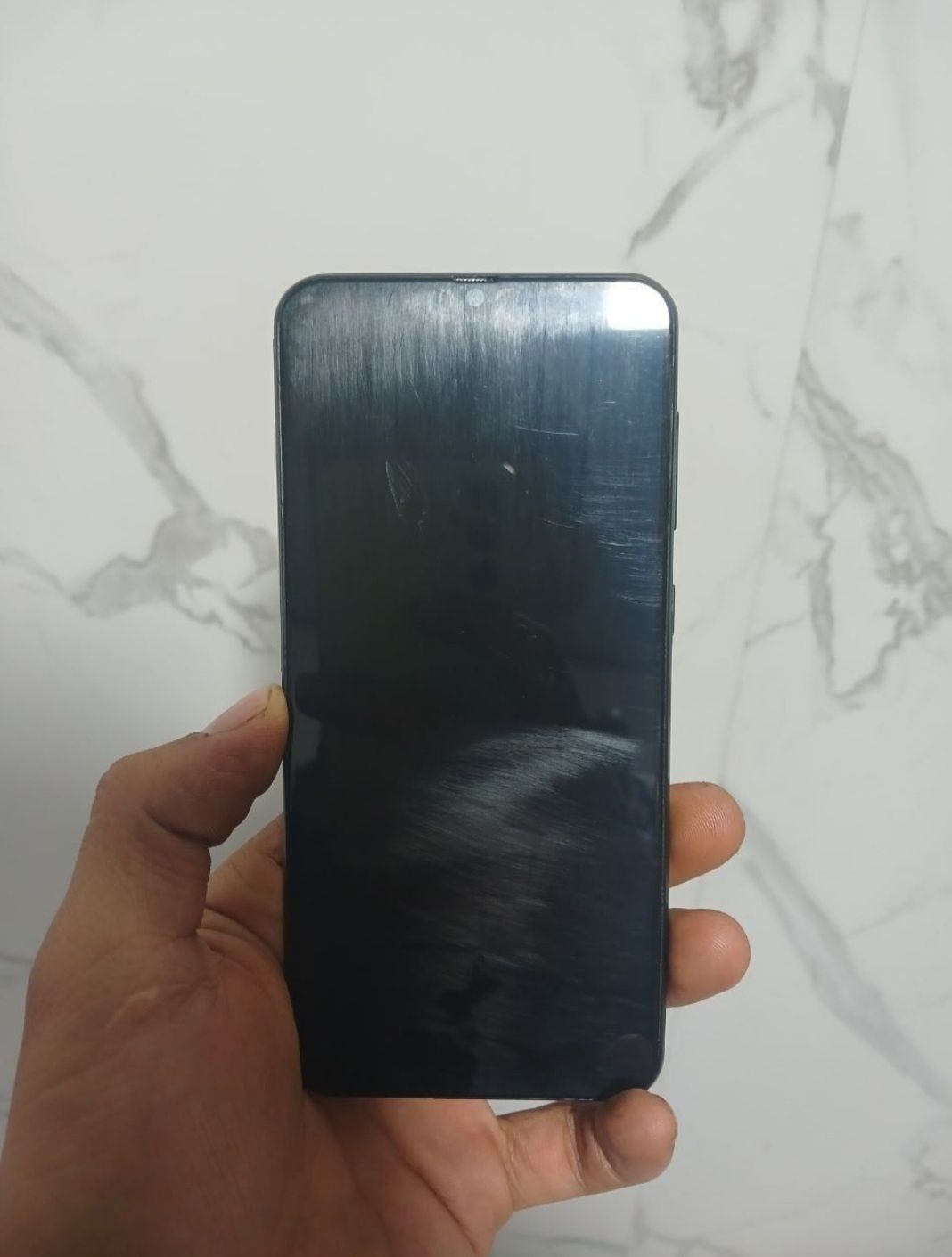 Samsung a50 sotiladi