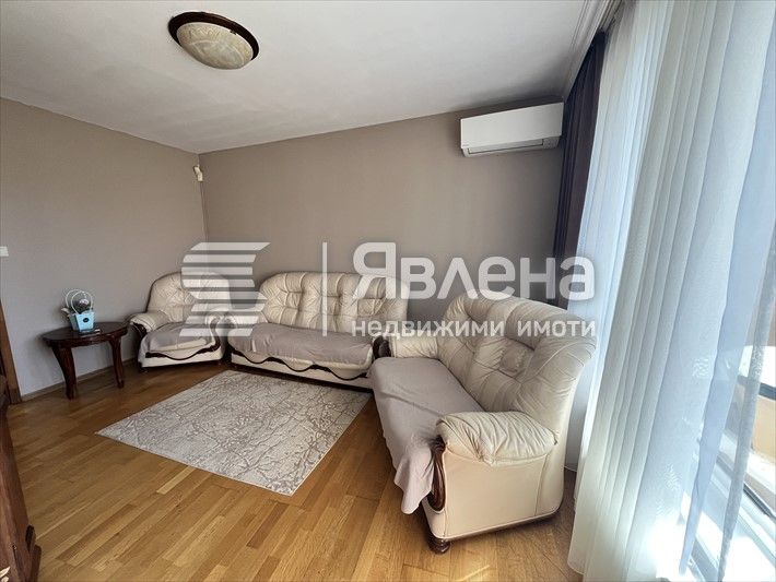 Дава се под наем Тристаен апартамент в Варна, Гръцка махала - 110 кв.м за 1000 € - Снимка #3