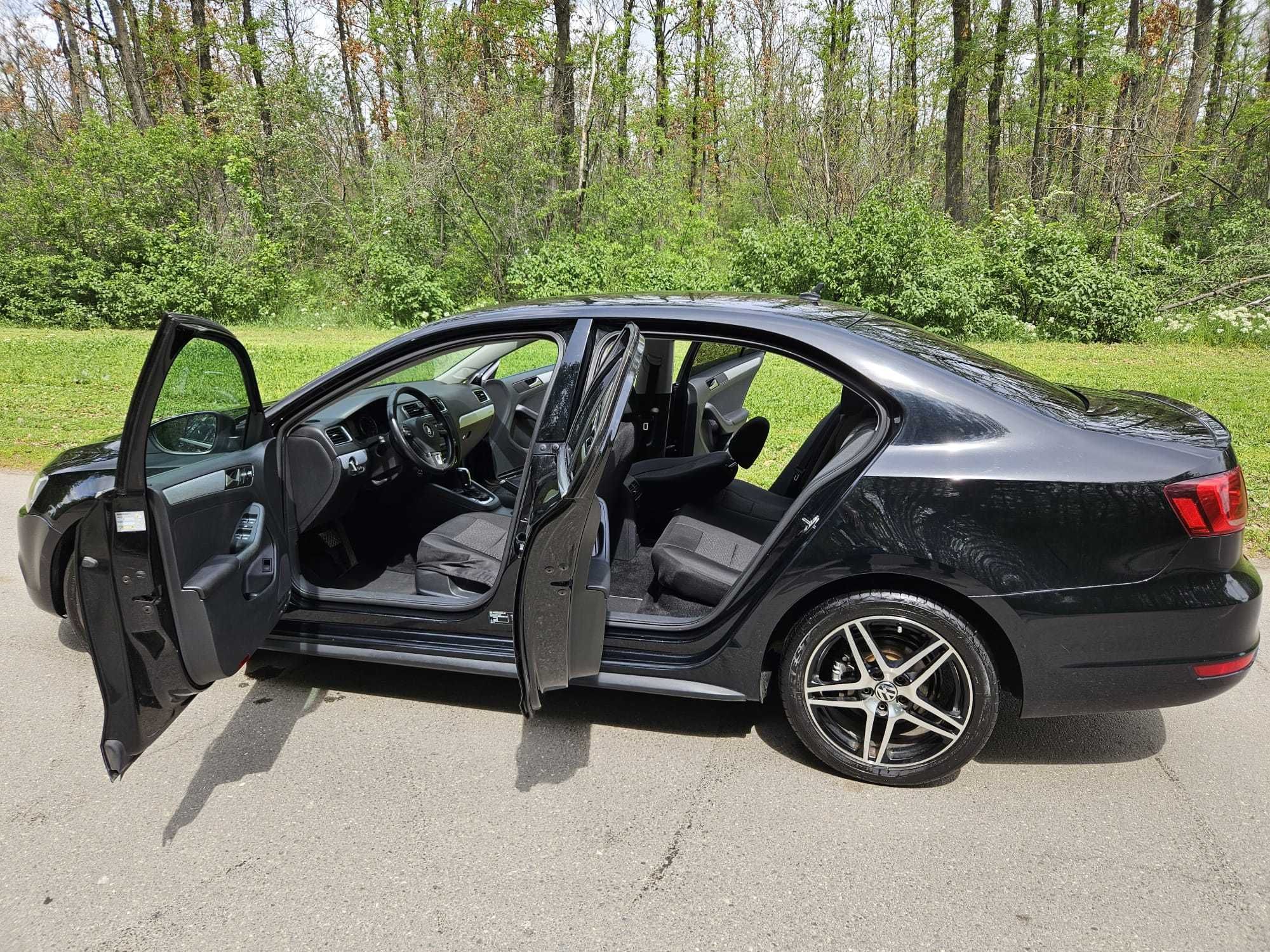 Volkswagen Jetta 1.4 TSI Hybrid