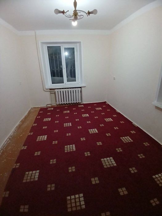 х Кирпичный 2/2/5 Чиланзар 23 квартал,Орт.Дилором Тойхона,Продается