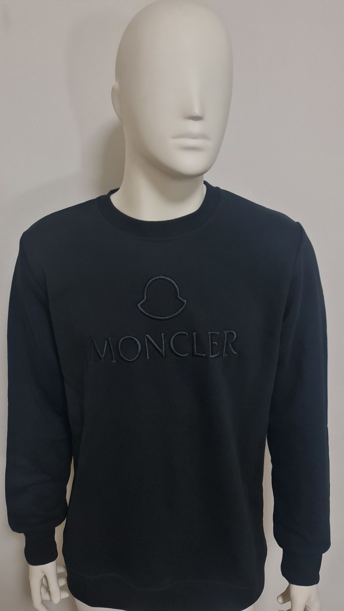 Bluza Moncler, colectia noua