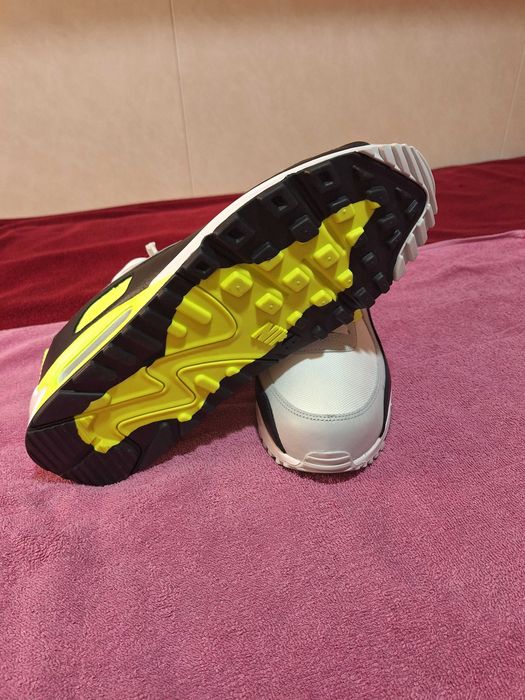 Чисто нови мъжки маратонки NIKE AIR MAX GTX