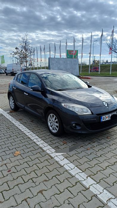 4200 Euro negociabil