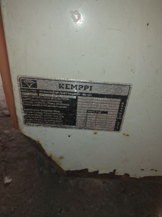 Vând aparat de sudura SI grup ARO 9/36 preț la tel.1100,.aparatul