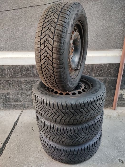 Vând Set Jante 5x112+Cauciucuri 215/65/16 M+S Goodyear Import Germania