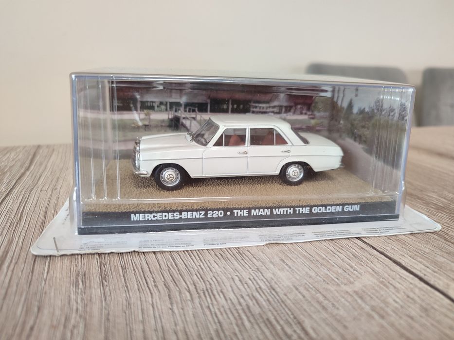 Mercedes Benz 220 - Model de Colecție - Macheta Auto 1/43