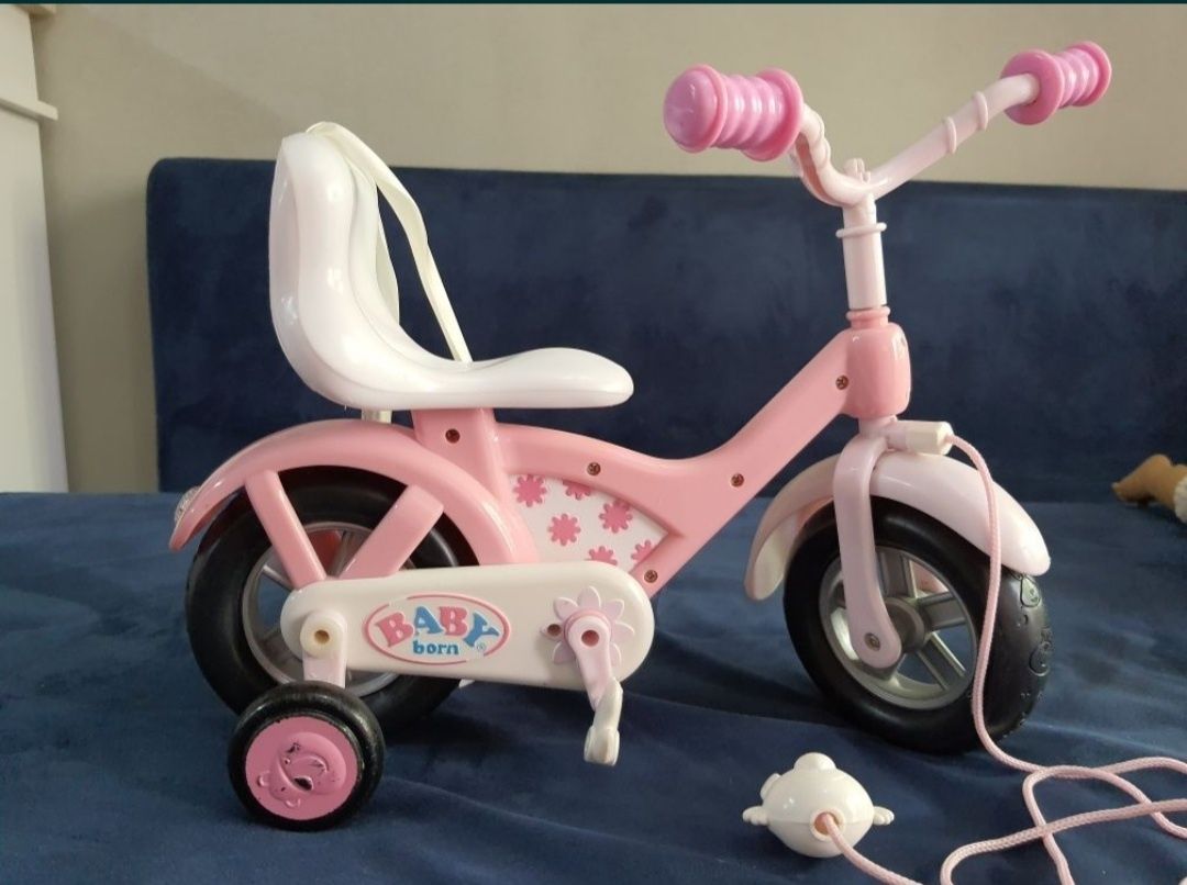 Jucarie. Bicicleta lui baby born