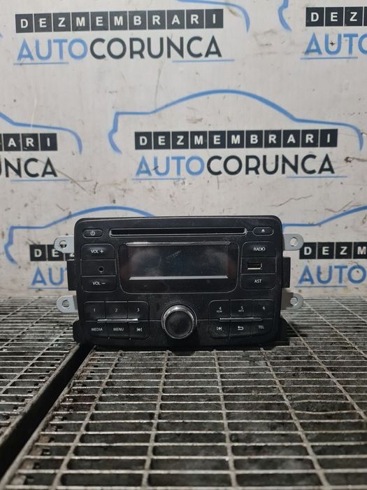 Cd player Dacia Dacia Logan II MCV 2013 - 2016 (1335) 281153889RTN131