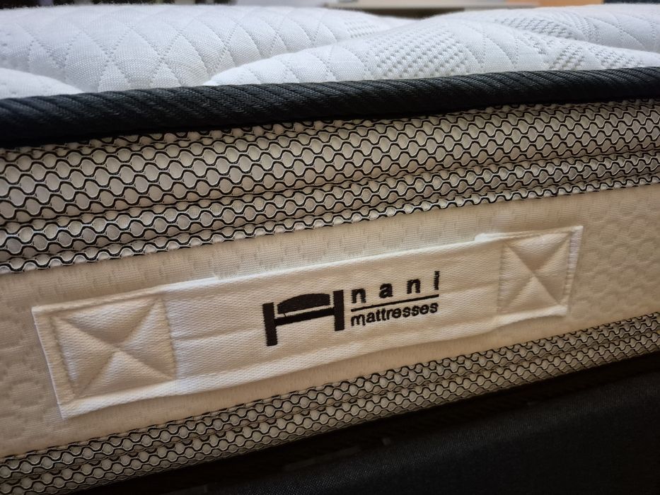 Продавам двулицев матрак 140/ 200