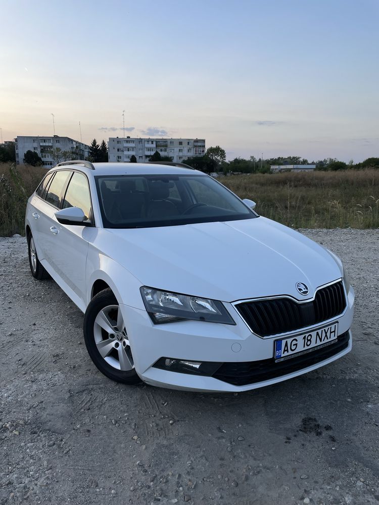 Skoda Superb 2017 1.6 Tdi Interior Piele Navi Mare Distronic Propietar