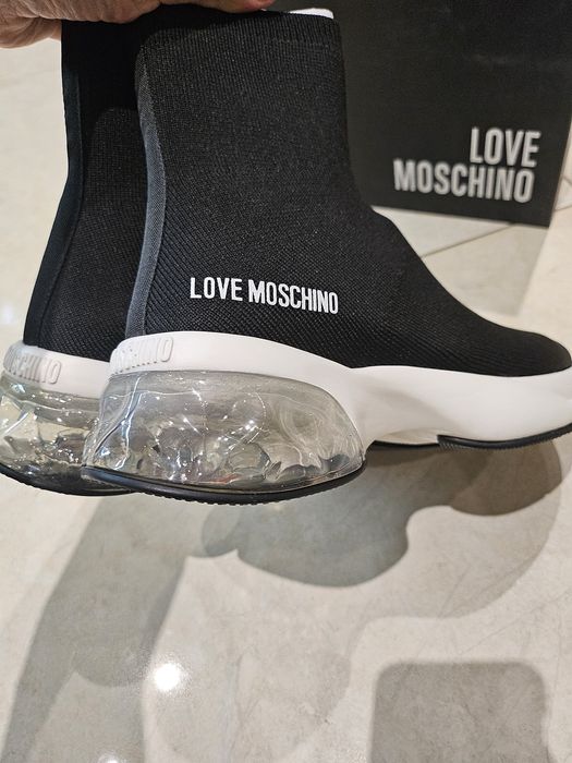 Обувки Love moschino